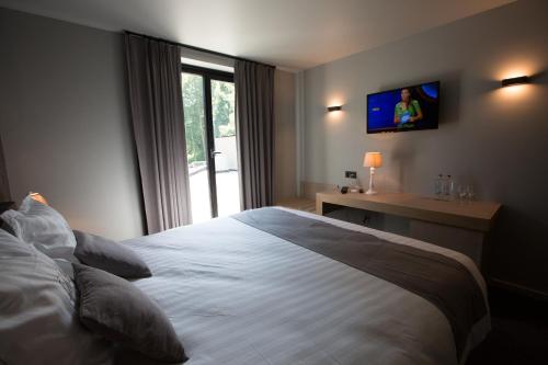 德利瑟瓦尔酒店 德利瑟瓦尔酒店