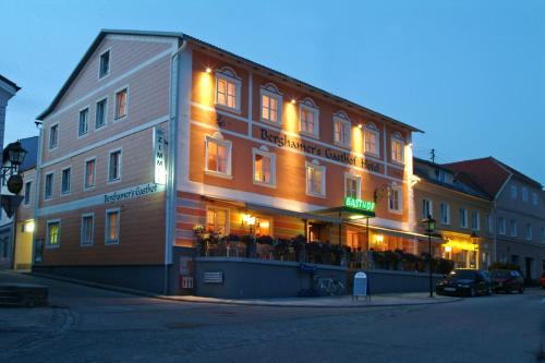 Berghamer's Gasthof , Pension in Neukirchen am Walde bei Kopfing im Innkreis