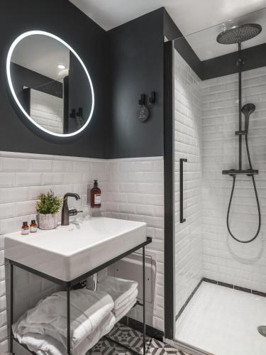 Maisons du Monde Hotel & Suites - Nantes - image 2