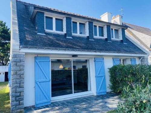 Belle maison de 4 chambres avec grand jardin, Saint-Colomban gîte à louer Saint-Colomban