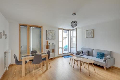 Chic and spacious apart southern Paris - Location saisonnière - Massy