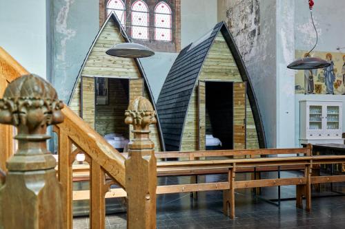 . Sleeping in a Church - Bed & Bar Tolomeus