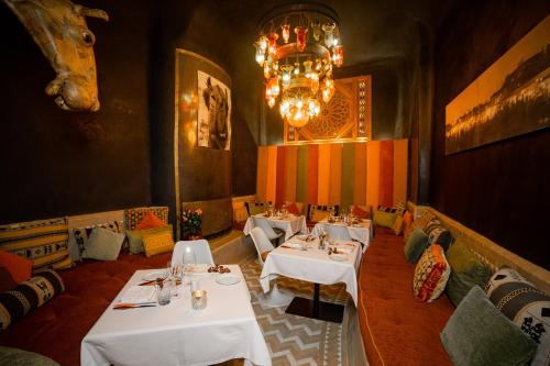 MAISON MK Adults ONLY - Music Riad - image 2