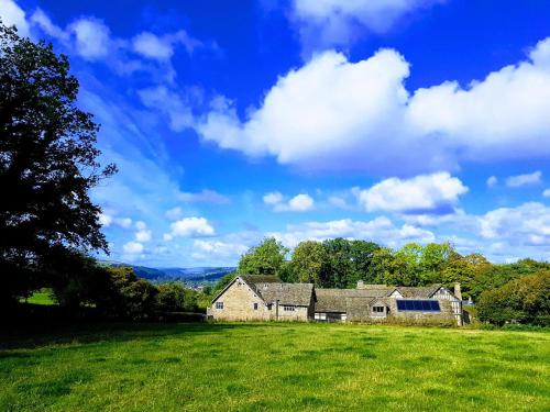 The Threshing Barn at Penrhos Court