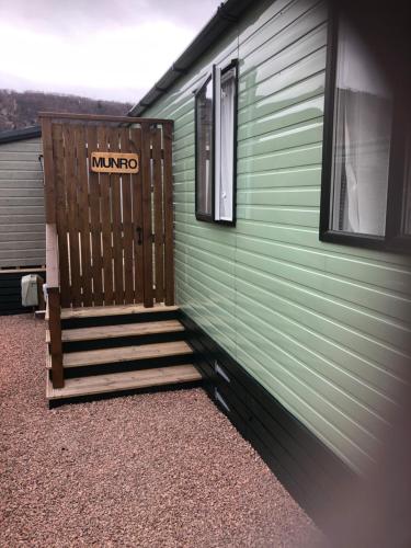 Luxury 2 bedroom caravan in stunning location