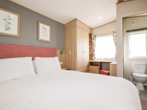 109 Bude - image 5