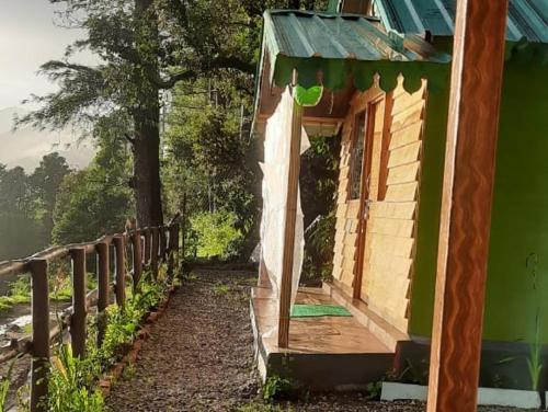 Bluepine Cottages Pangot photo