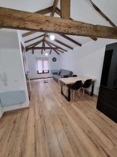  119D2 Apartamento con encanto en pleno centro in Gijón