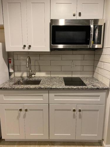 Twin room, kitchen