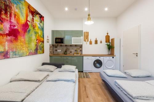 Industrial Style Appartment with AC steps to Gozsdu, Budapest