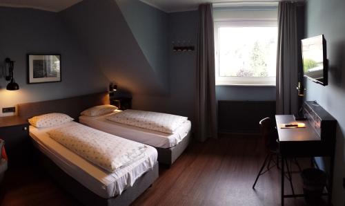 Hotel Henry - image 5