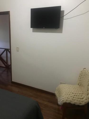 Two-Bedroom House image 4