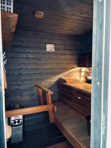 ซาวน่า, Kolin Pikkukolo - Saunallinen studiohuoneisto in โคลี