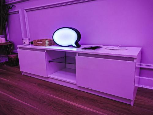 LUXURIOUS 3 BEDROOM APARTMENT: HEART OF WESTEND, Glasgow (photo 8)