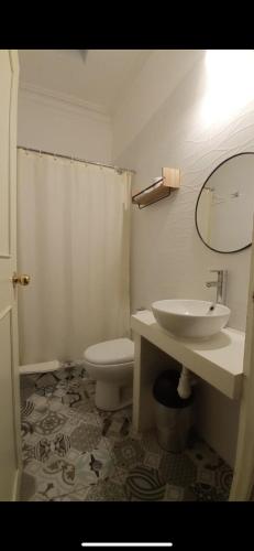 2 twin beds