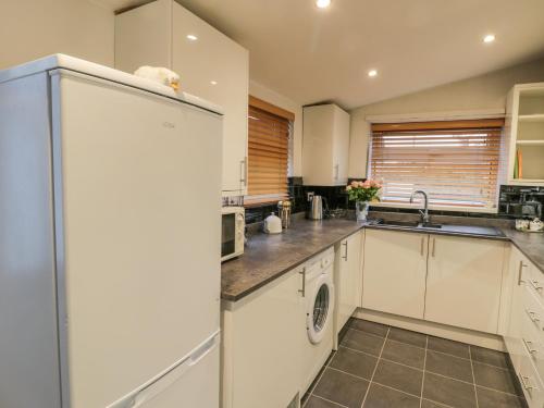 Victoria Cottage Redcar - image 10