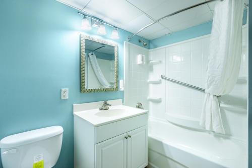 Ocean Key Resort - image 7