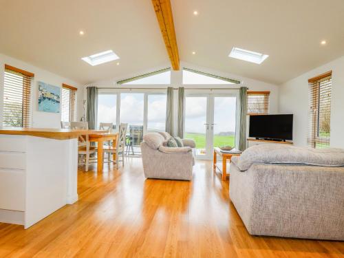 12 Horizon View Liskeard - image 3