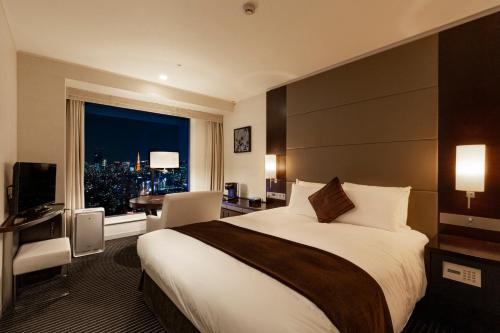 Main Tower 35th-37th Floor Premier Double Room - Smoking