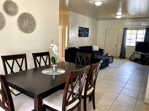 beautiful 4 bedroom tumon house - image 2