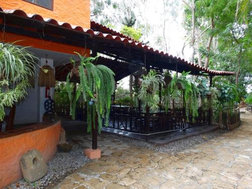 花園, Hosteria Ecologica El Faro in 薩林納斯