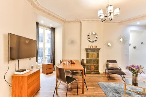57-LUXURY PARISIEN HOME SEBASTOPOL 1 (2G), Paris