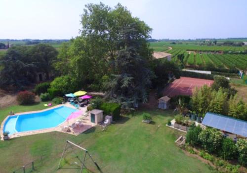 Villa de 4 chambres avec piscine privee terrasse amenagee et wifi a Vauvert gîte à louer Gallician
