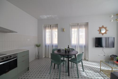 Apartment with Terrace image 3