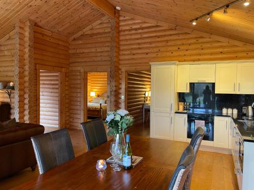 Strathisla - Luxury Two Bedroom Log Cabin with Private Hot Tub & Sauna, Berwick-upon-Tweed (fotografie 6)