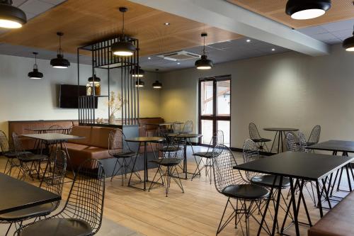 Hotel Ibis Marseille Centre Prefecture - image 13