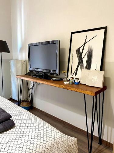 Ultimate Downtown Athens Escape Room Type - Two-Bedroom Apartment