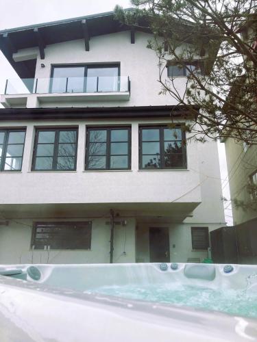 The Pines Boutique Hotel - Accommodation - Brașov