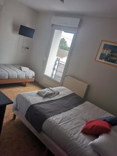 le relais de l aiguillon Room Type - Family Room