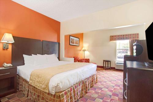 Days Inn & Suites by Wyndham Ridgeland