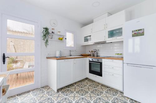  YourHouse Ses Corbates, modern villa, perfect for couples in 07519 María de la Salud