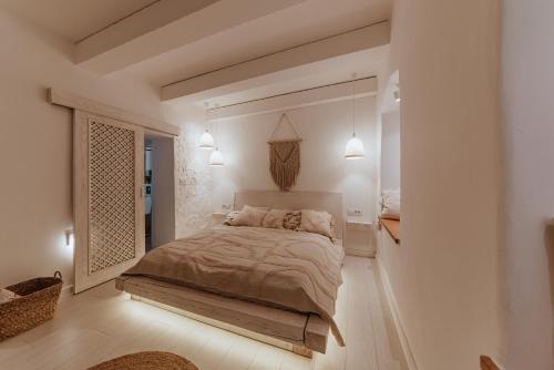 Cave by Casa Familia