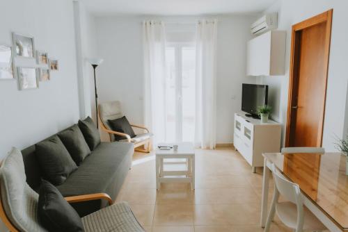  Apartamentos ZHR 1, Pension in Zahara de los Atunes