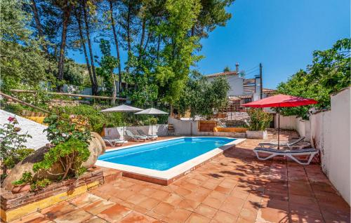  Nice home in Fuentes de Cesna with 6 Bedrooms, Outdoor swimming pool and Swimming pool, Pension in Fuentes de Cesna bei La Carrera de la Viña