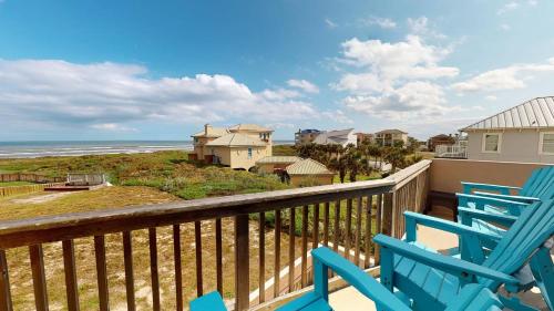 MP318 Beautiful Resort Condo, Heated Pool, Boardwalk in Padre Island, USA