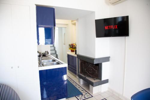 Two-Bedroom House image 2