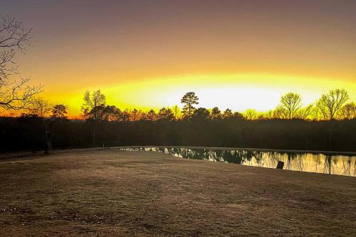 Greers Ferry Retreat with Deck and Stocked Pond!