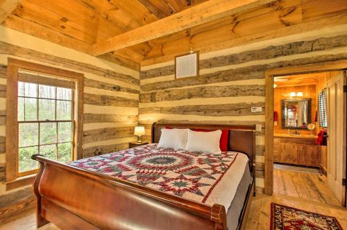 Lovely Wooded Cabin with Numerous Trails On-Site!