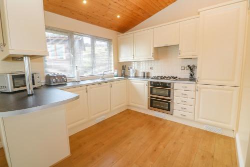 Lodge 23, Torpoint (photo 10)