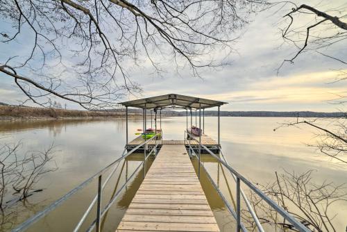 Waterfront Eddyville Home with Dock and Kayaks!