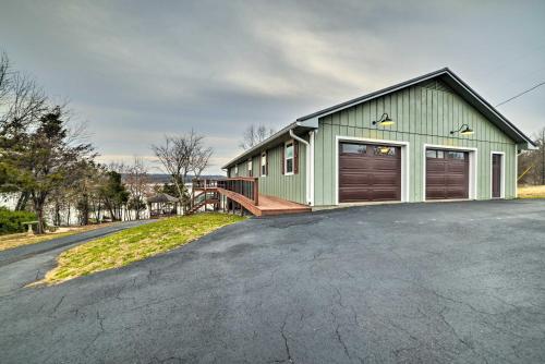 Waterfront Eddyville Home with Dock and Kayaks!