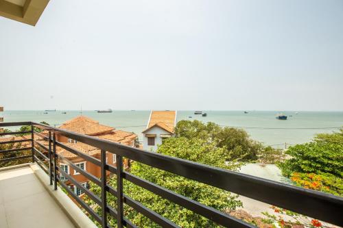 Phòng 4 Người Nhìn Ra Biển (Quadruple Room with Sea View)