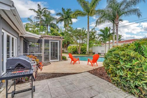 Mid Century Modern Pool Home in the BEST location! home in Fort Lauderdale, USA
