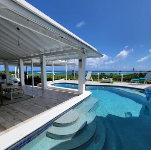 Unique Rare Villa! Retreat Style, Full Sea Views With Private Pool & Hot Tub! villa in Christ Church