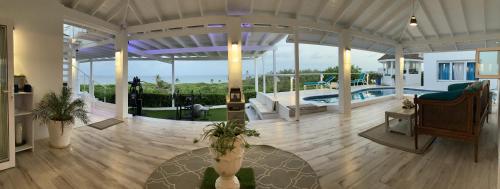 Unique Rare Villa! Retreat Style, Full Sea Views With Private Pool & Hot Tub! villa