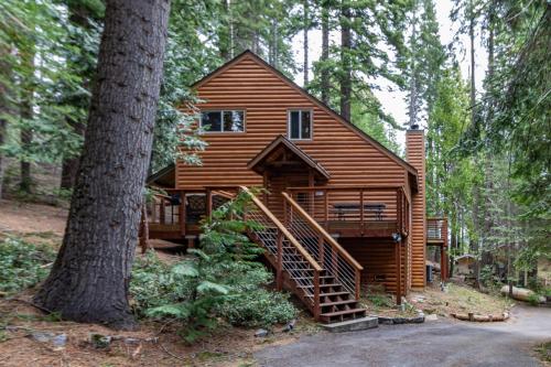 Yosemite Silvertip Lodge in Fish Camp (CA)